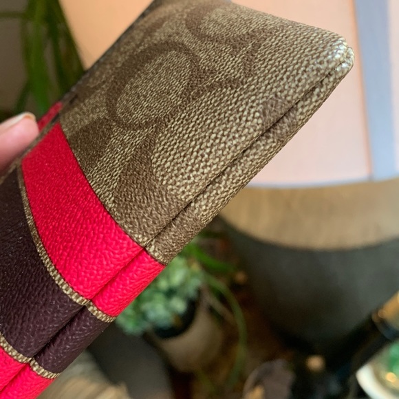 Authentic COACH Signature Coated canvas/stripes zip top card wristlet - Picture 5 of 12